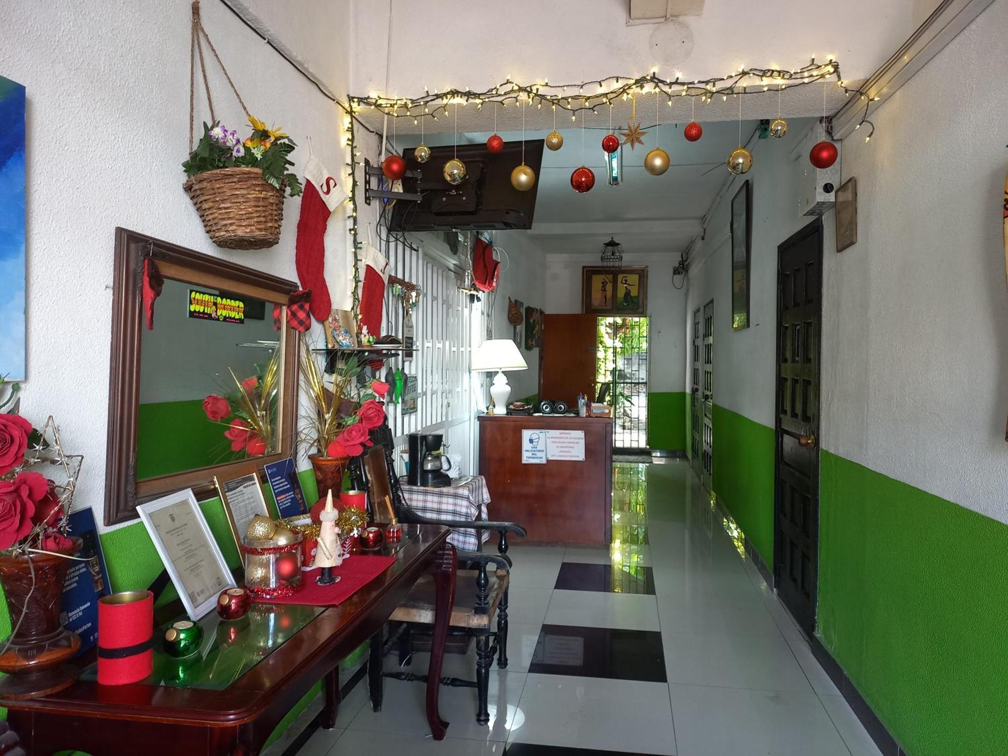 Posada Nativa Trinsan Centro ซานอันเดรส ภายนอก รูปภาพ