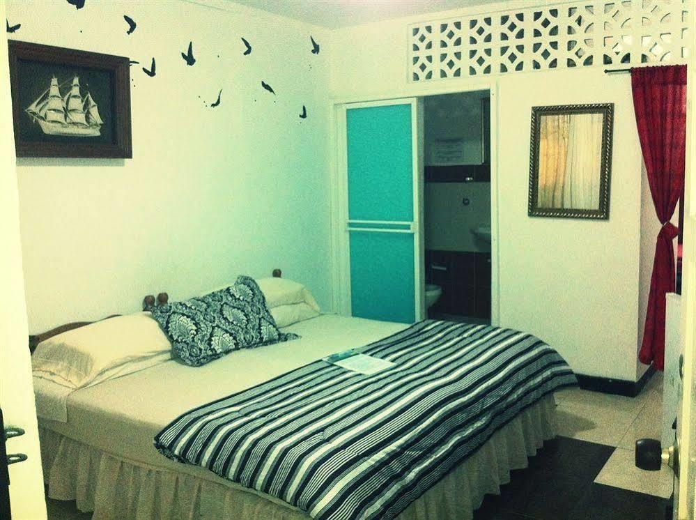 Posada Nativa Trinsan Centro ซานอันเดรส ภายนอก รูปภาพ